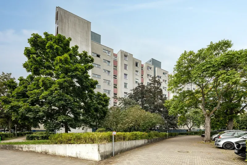 2-Zimmer-Wohnung mit Balkon & Aufzug sucht neue Mieter — photo 1
